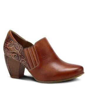 Brown Boot with Block Heel